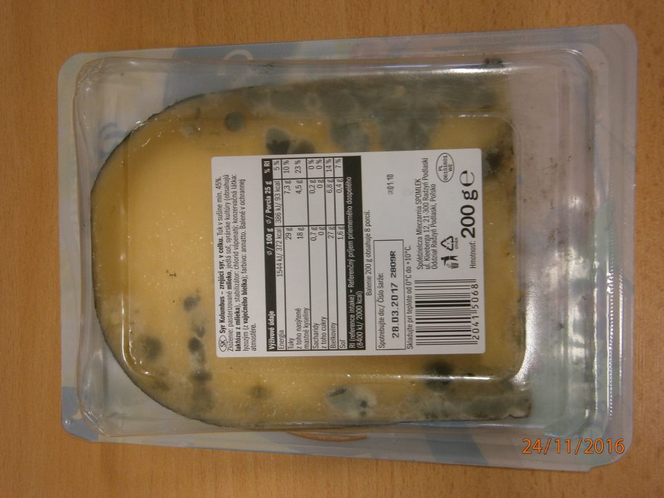 Predaj výrobku na ľudskú spotrebu z dôvodu výskytu plesne.