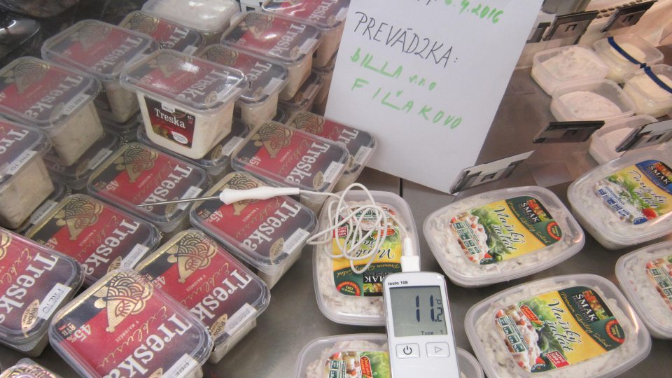 V prevádzke nevyhovujúca teplota skladovania lahôdkárskych výrobkov 