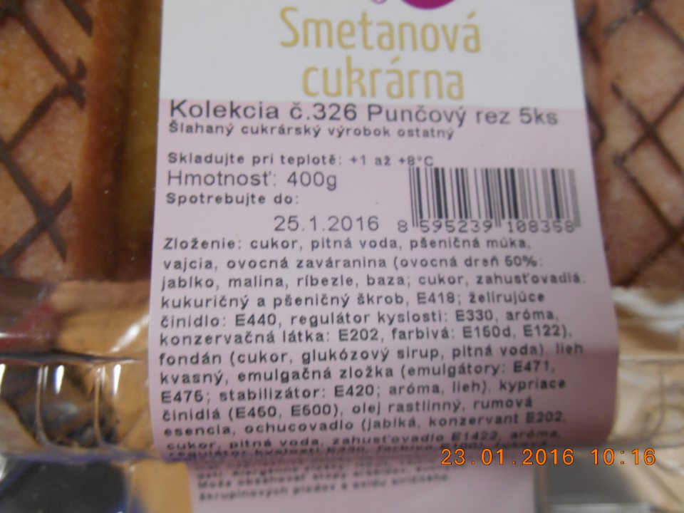 U predávaného výrobku v zozname zložiek nie sú zdôraznené látky spôsobujúce alergiu alebo neznášanlivosť - pšeničná múka, vajcia, pšeničný škrob, sušené mlieko, laktóza a sójový lecitín.