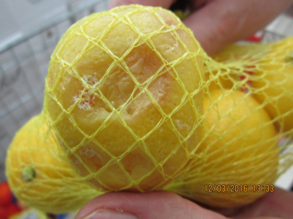 Predaj výrobkov nevhodných na ľudskú spotrebu.