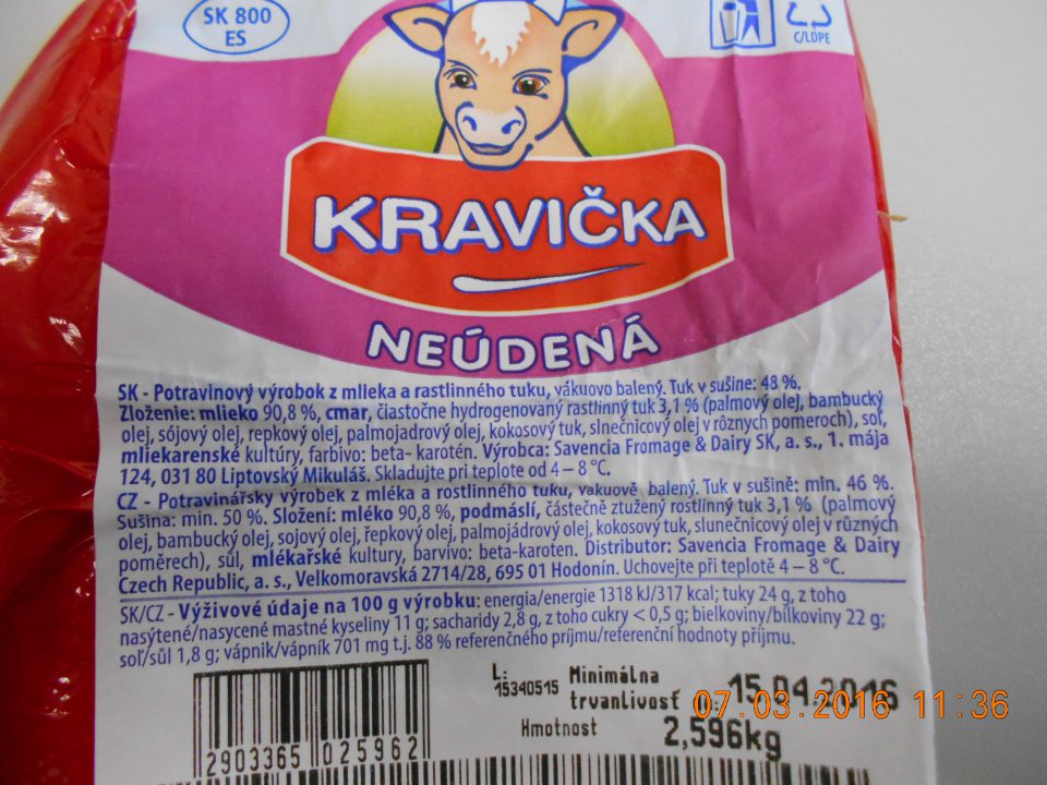 Predaj výrobku s nezhodným údajom na etikete originálneho balenia a na etikete vytlačenej z váhy.