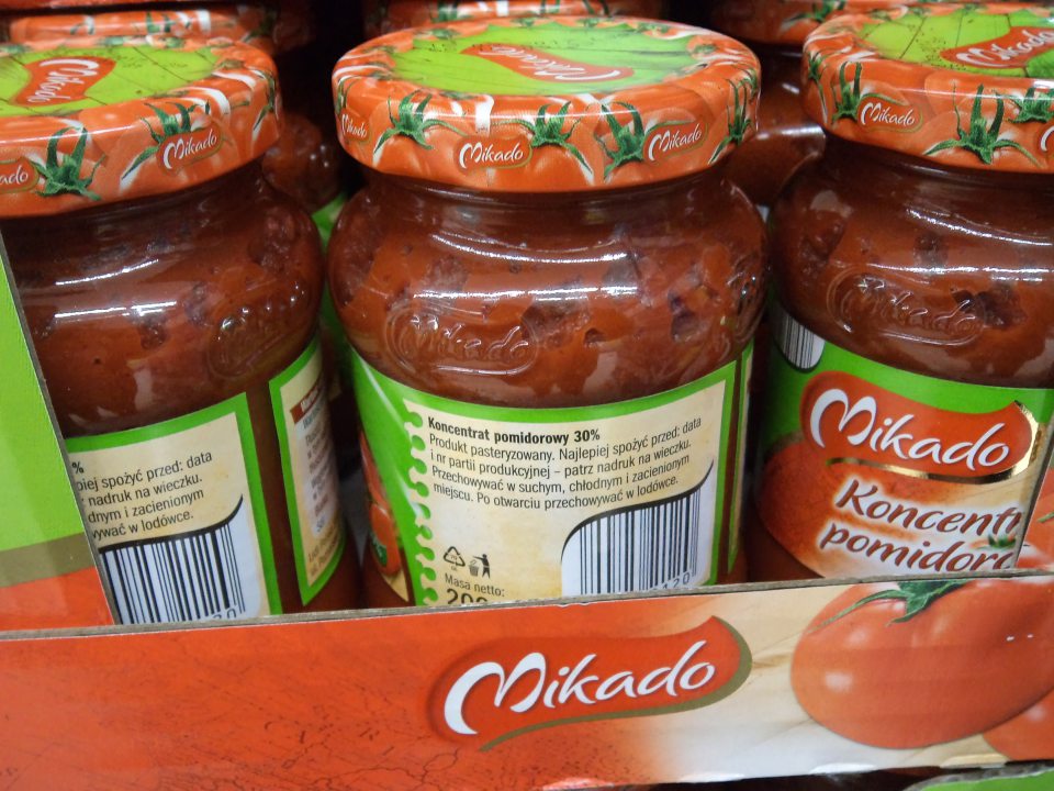 Predaj potravín neoznačených v kodifikovanej podobe štátneho jazyka.