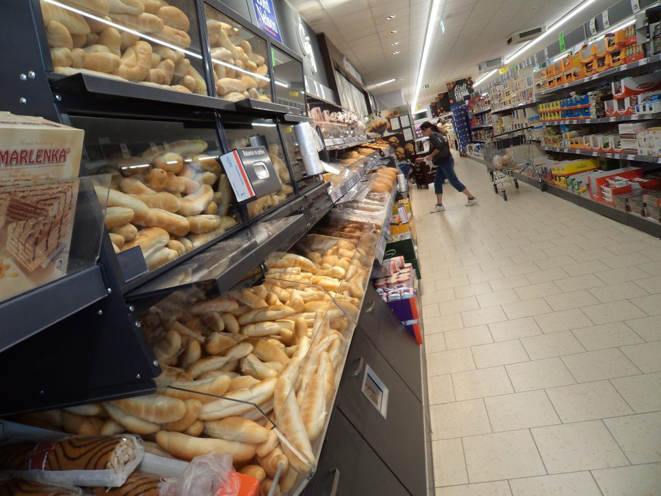- Nehygienický predaj nebalených pekárskych výrobkov