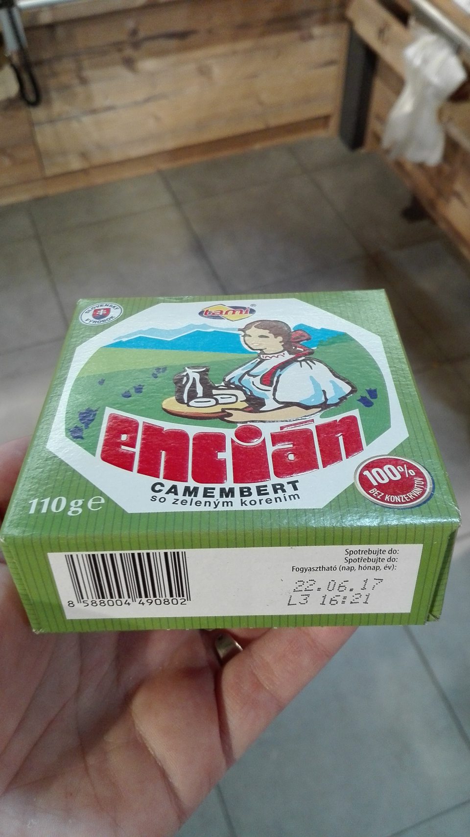 Encián ponúkaný na predaj po uplynutí dátumu spotreby.