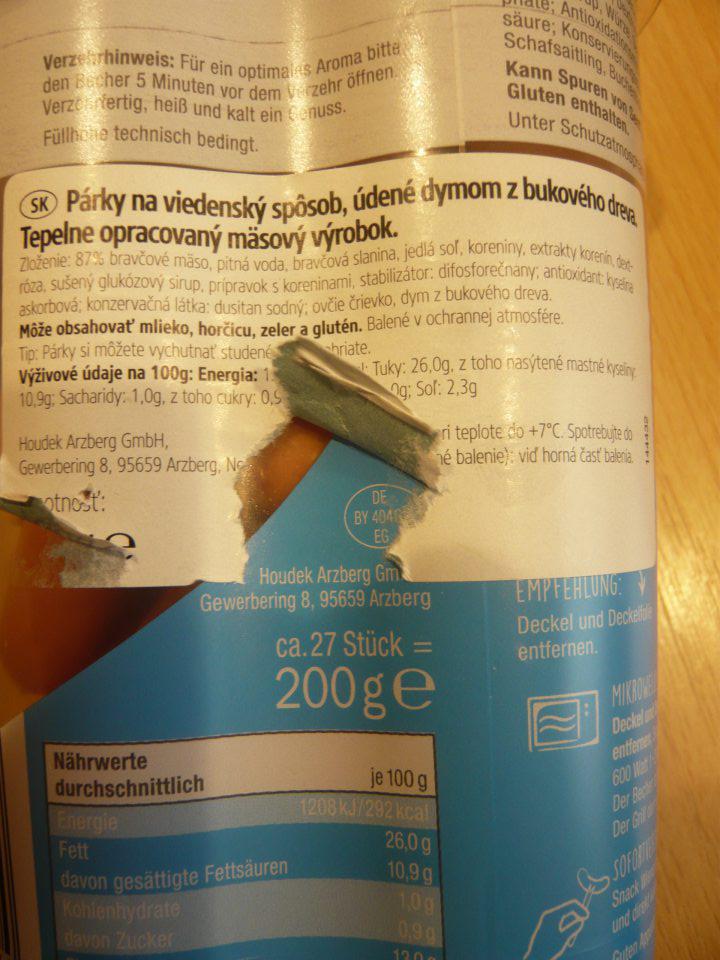 Nesprávne označený predávaný výrobok, u ktorého je prekrytá zdravotná značka oválneho tvaru so schvaľovacím číslom prevádzkarne.