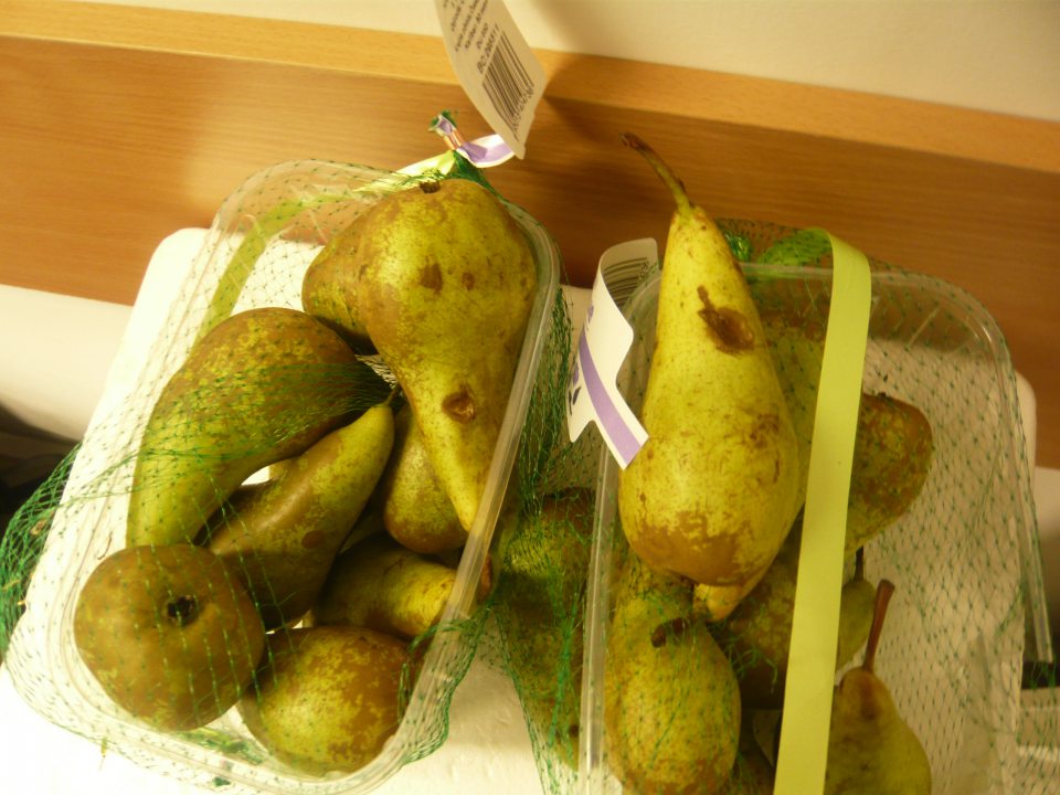 Umiestňovanie na trh druh čerstvého ovocia nevhodného na ľudskú spotrebu.