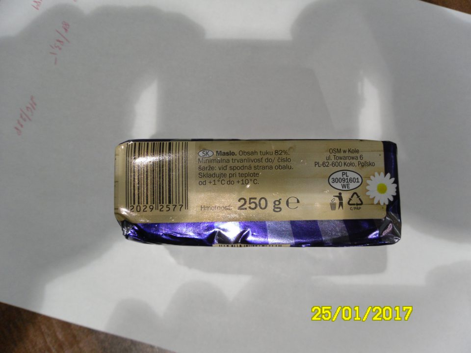 Predaj nedostatočne označeného potravinárskeho výrobku. V označení je nesprávne uvedený údaj o trvanlivosti.