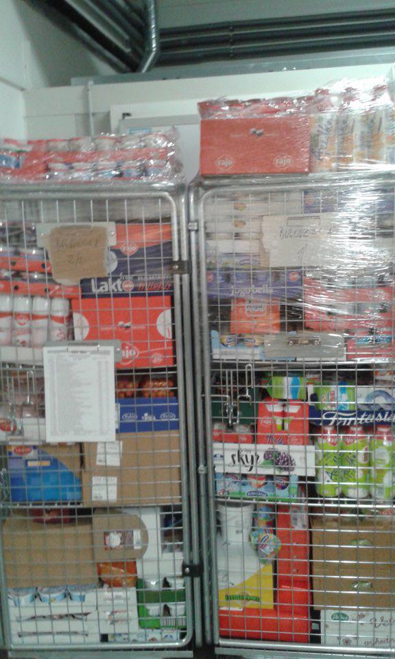 Pri skladovaní mliečnych a mäsových výrobkov nie je dodržaný chladiarenský reťazec.