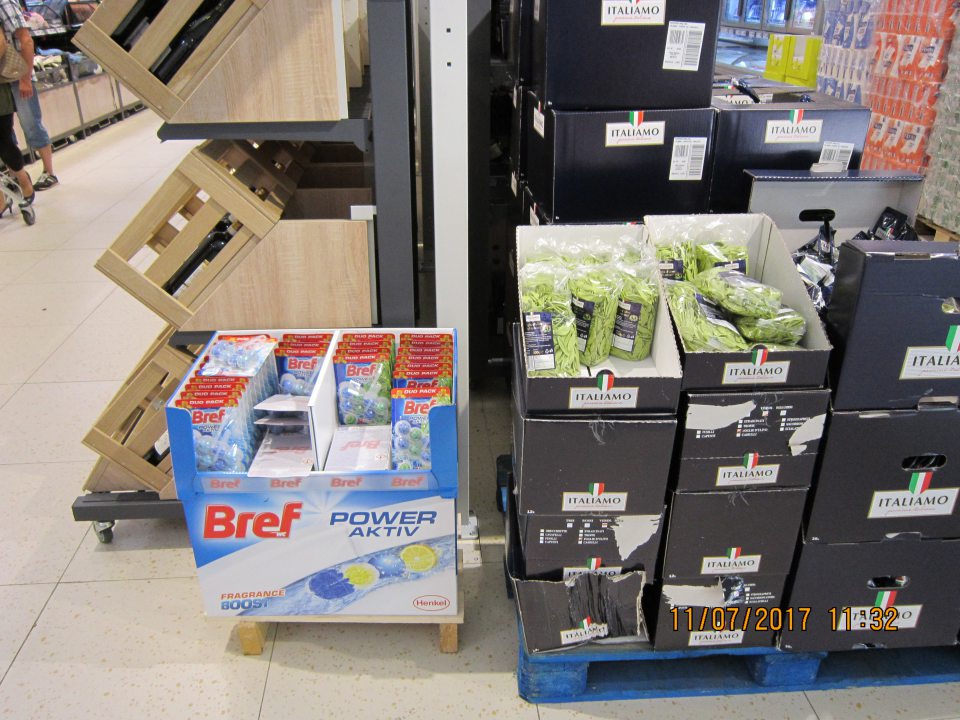 Spoločný predaj nezlučiteľných druhov výrobkov.