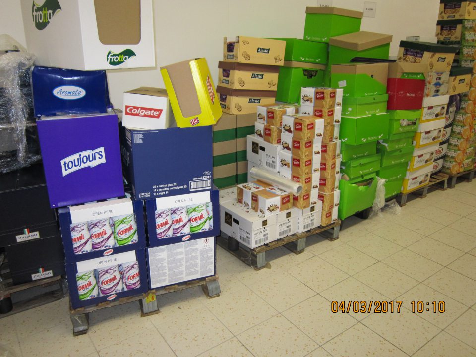 Spoločné skladovanie vzájomne nezlučiteľných výrobkov.