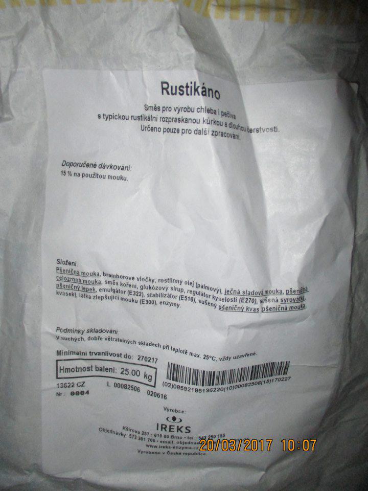 V skladovacích priestoroch sa nachádza surovina po uplynutí dátumu minimálnej trvanlivosti. 