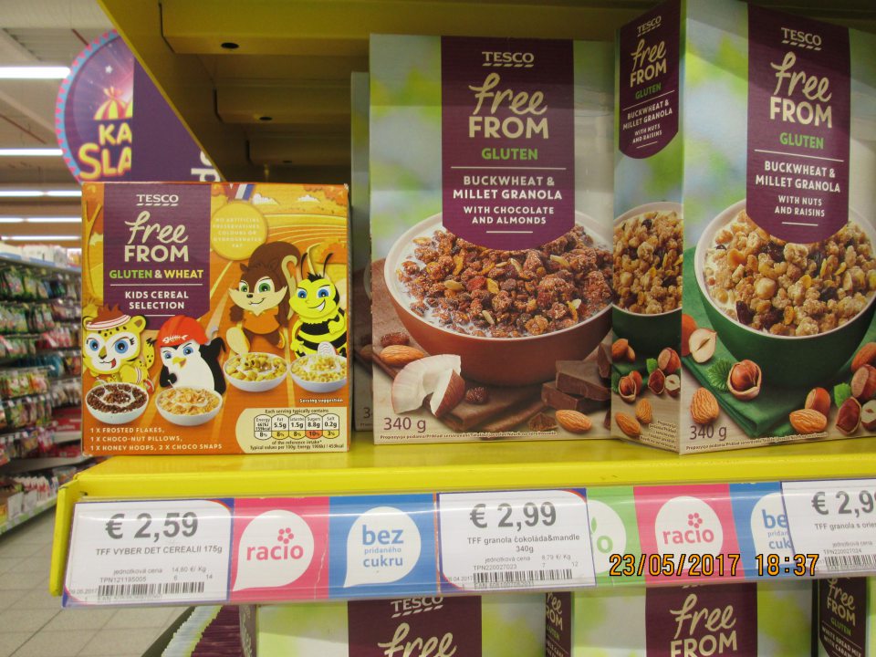 Predaj potravín neoznačených v kodifikovanej podobe štátneho jazyka.