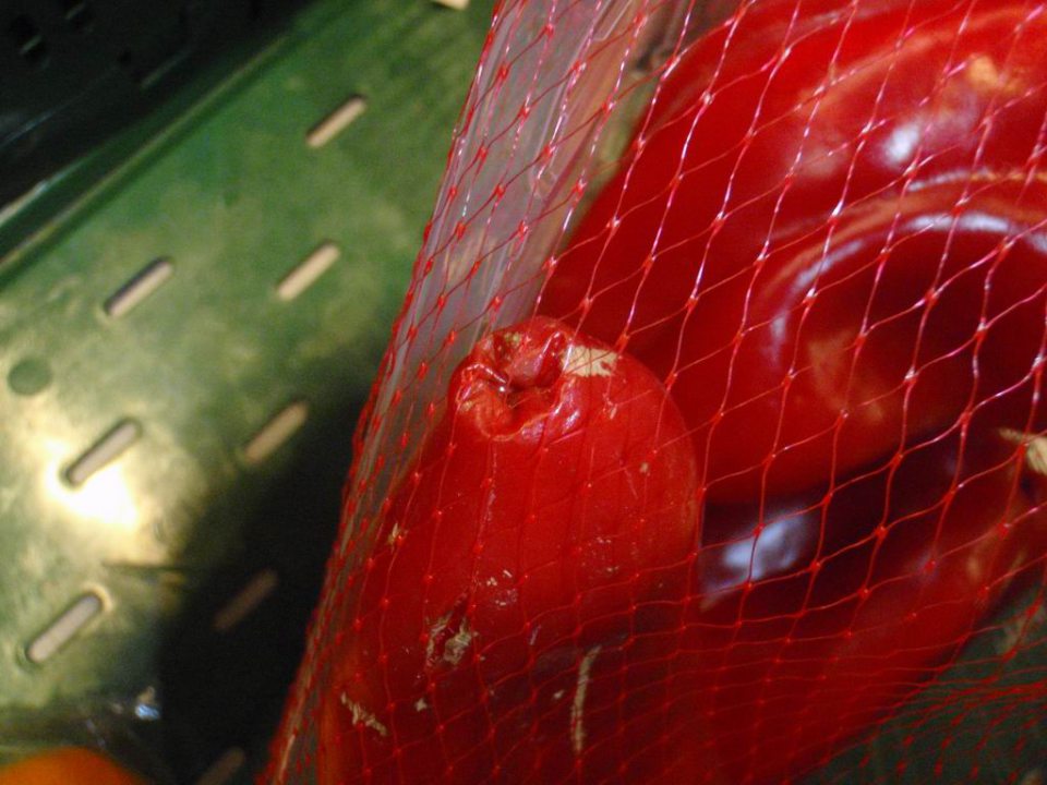 Predaj potravín nevhodných na ľudskú spotrebu.