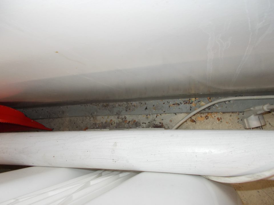 Špina v skladovom priestore. 