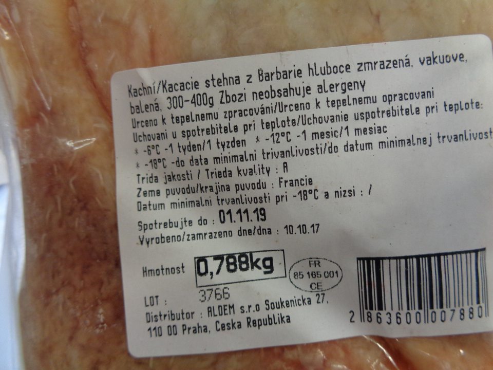Predaj nesprávne označeného výrobku - nie je uvedené upozornenie pre zákazníka : po rozmrazení znovu nezmrazujte.