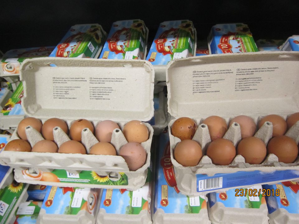  Predaj slepačích vajec s porušenou škrupinou.