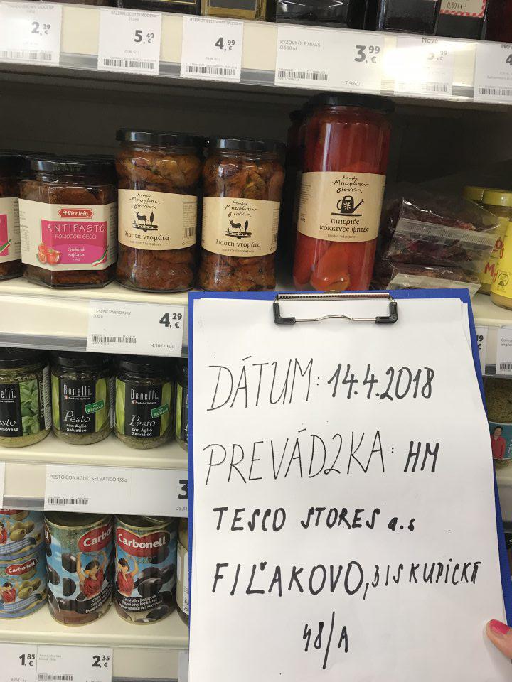 Sterilizovaný výrobok neoznačený v kodifikovanej podobe štátneho jazyka.