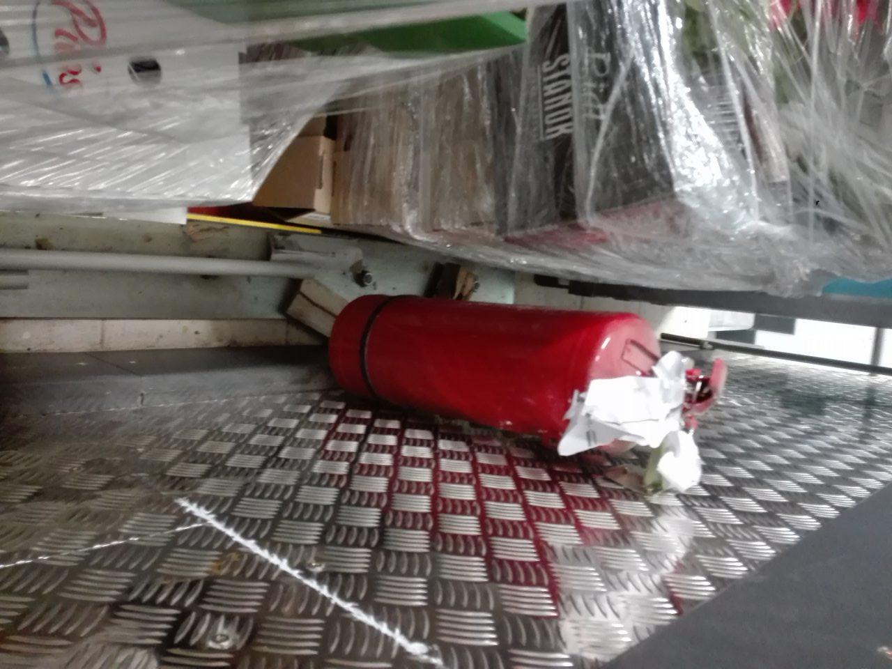 Znečistenie podlahy v skladovacích priestoroch.