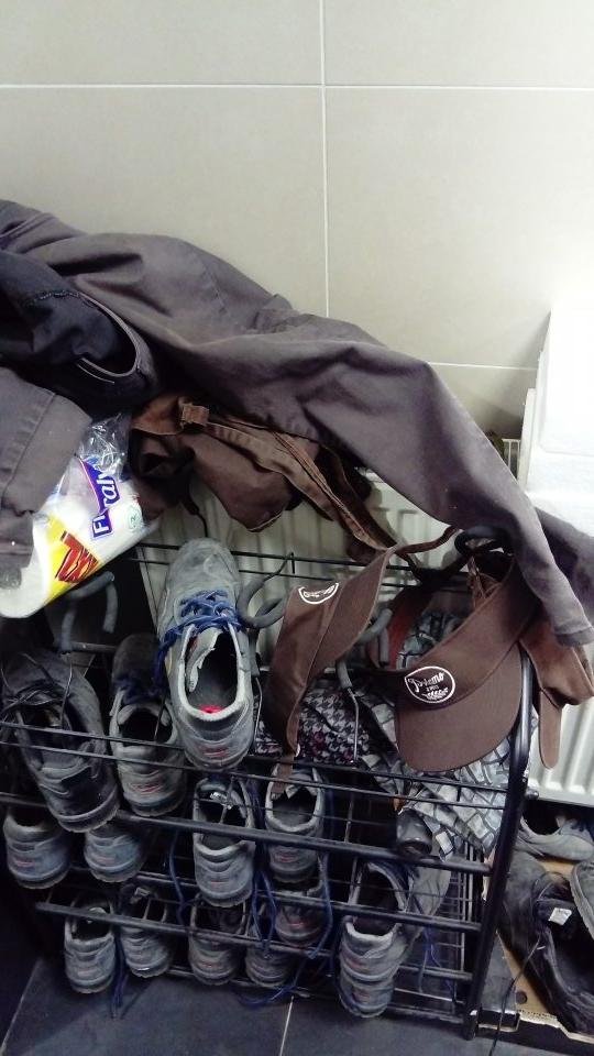 zanedbaná hygiena šatní