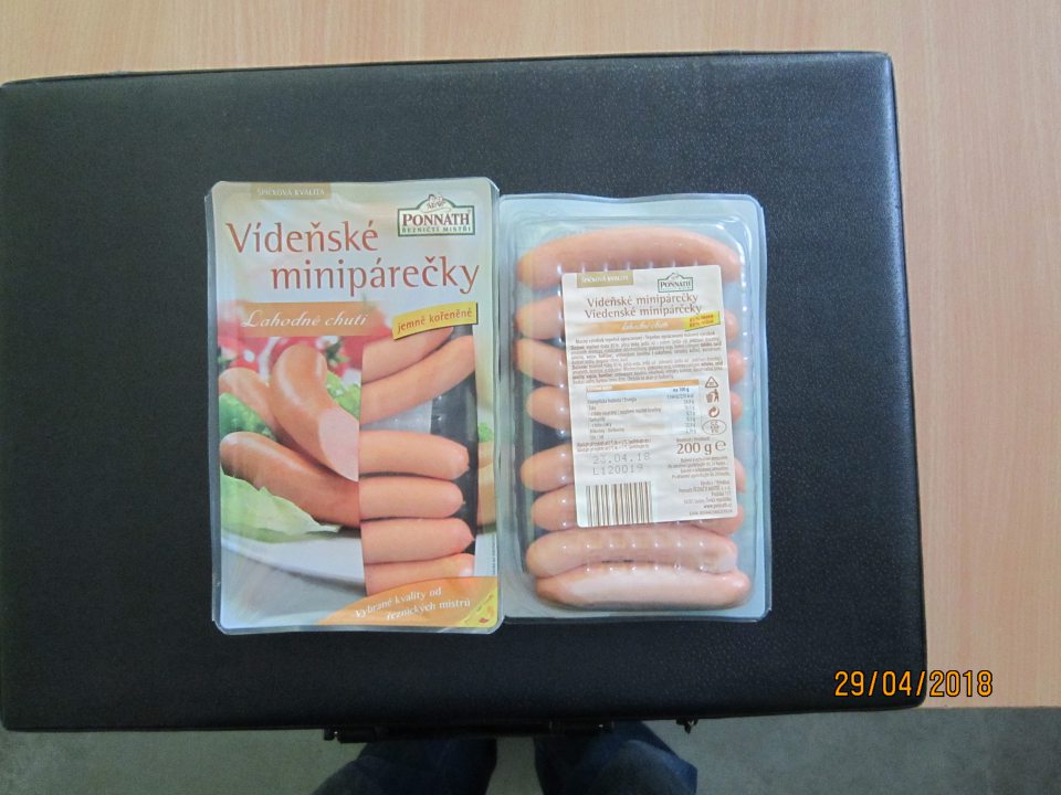 Predaj 6-tich druhov výrobkov po uplynutí dátumu spotreby. -1x mäsový výrobok 