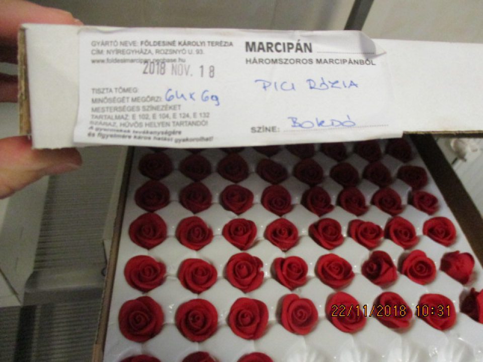 Suroviny po dátume minimálnej trvanlivosti v suchom sklade surovín.