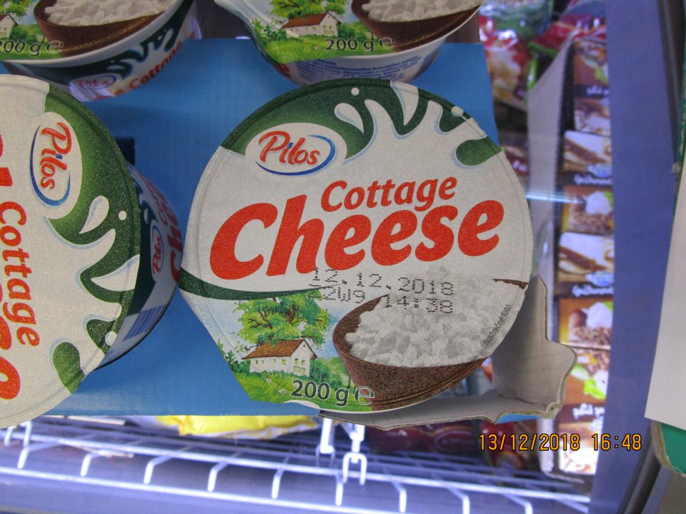 Cottage Cheese- čerstvý syr z pasterizovaného kravského mlieka po uplynutí dátumu spotreby:12.12.2018 v celkovom množstve 2,6 kga v celkovej cene 8,97 €