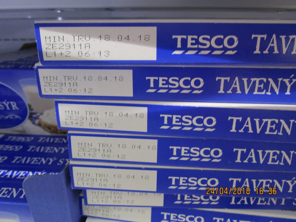 Tavený syr po uplynutí dátumu minimálnej trvanlivosti.