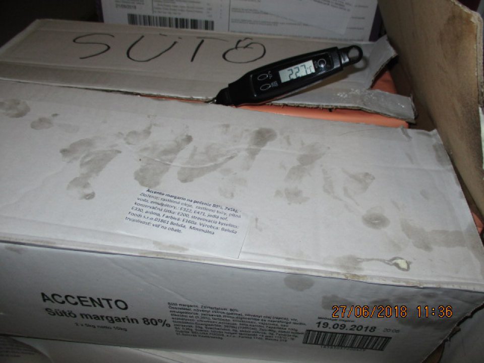 ACCENTO margarín na pečenie 80% - nedodržané podmienky skladovania stanovené výrobcom.