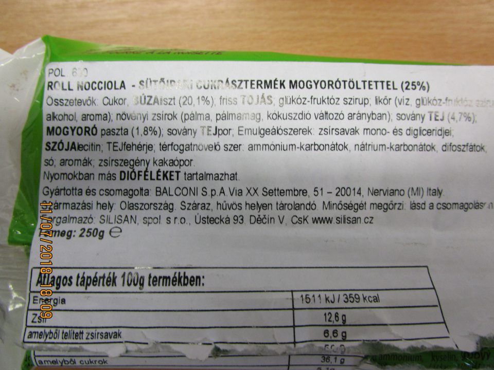 Jemné pečivo Roll nocciola hazelnut značka Balconi v celkovom množstve 3,0 m.j. a v celkovej cene 16,68 € , dmt : 30/11/2018 chýba označenie v kodifikovanej podobe štátneho jazyka, iba v maďarskom jazyku