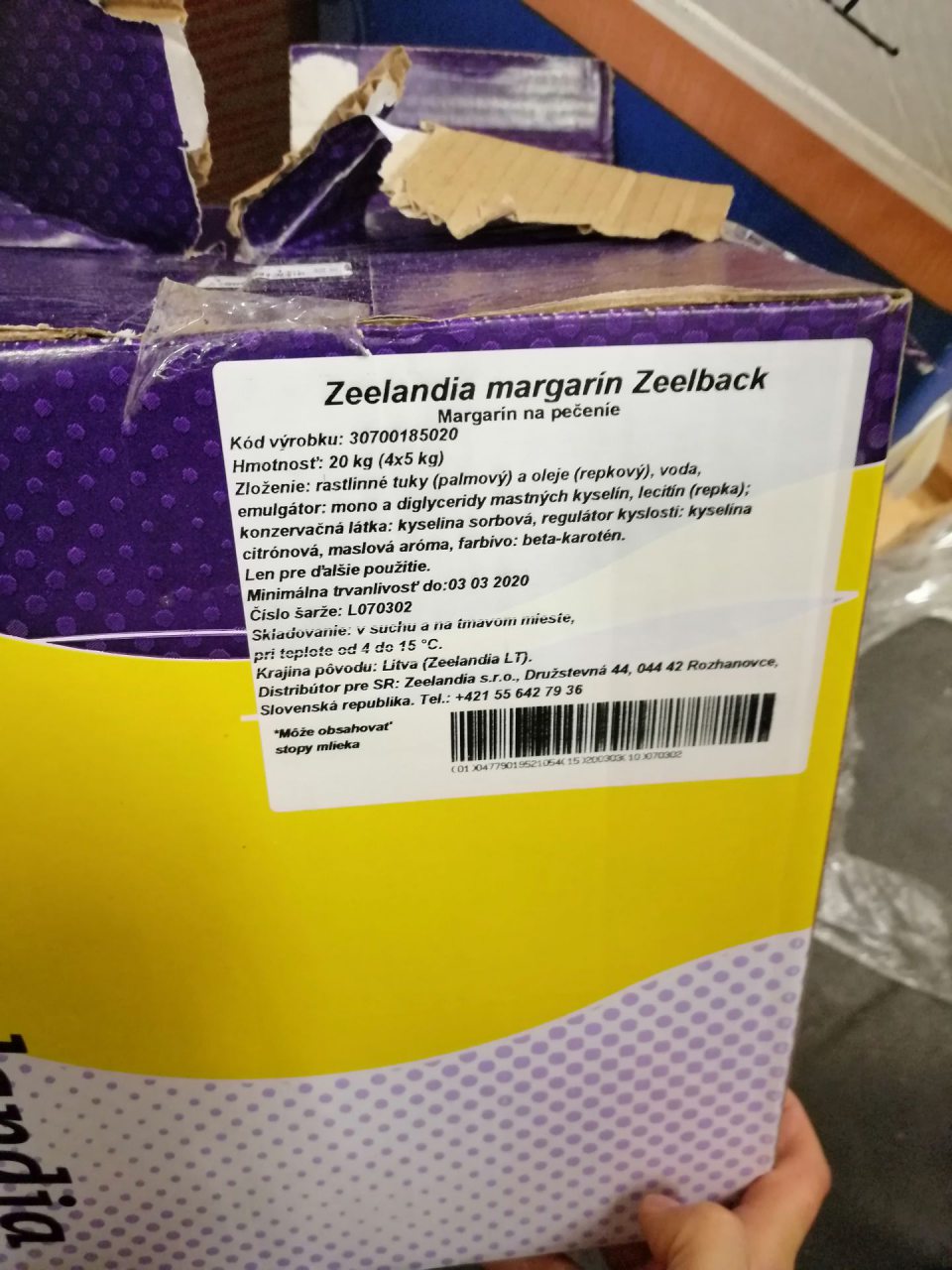 Surovina skladovaná pri nevyhovujúcej teplote.