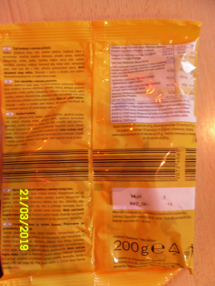 Zistené uvádzanie do obehu jedného druhu potravinárskeho výrobku so stierateľným údajom o dátume minimálnej trvanlivosti.