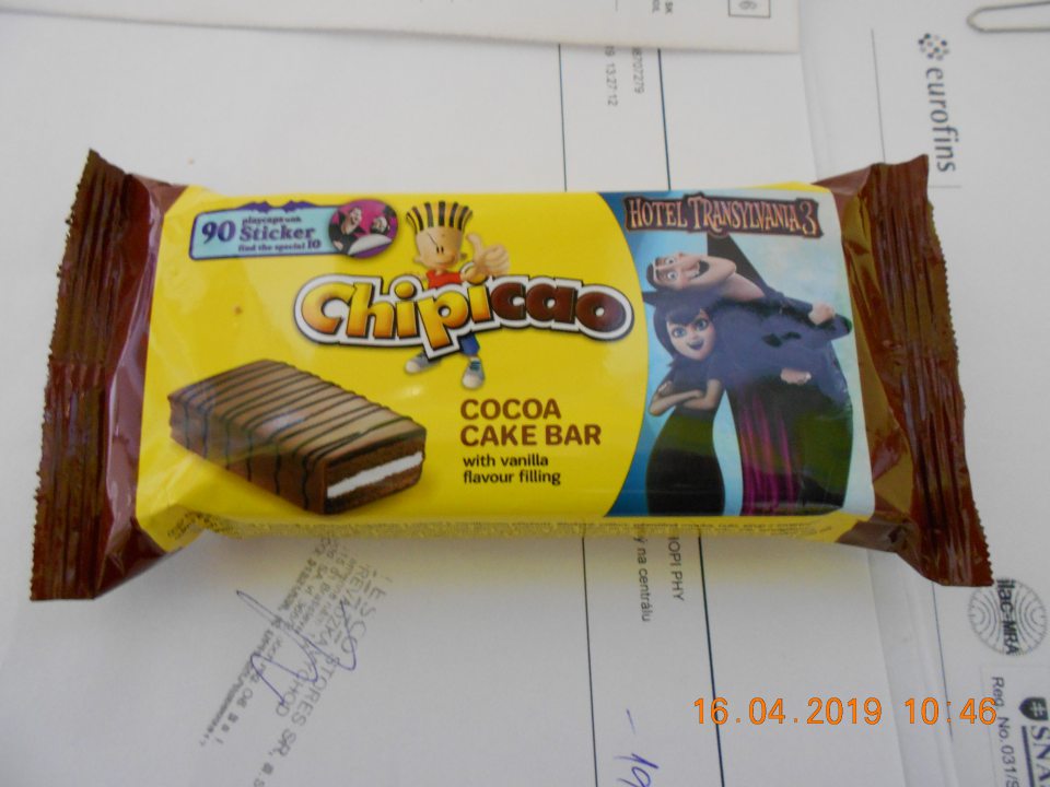 Zistené uvádzanie spotrebiteľa do omylu z hľadiska zloženia výrobku, keďže v názve výrobku je uvedené slovné spojenie ,,vanilková príchuť" a v zložení je uvedená zložka vanilín.