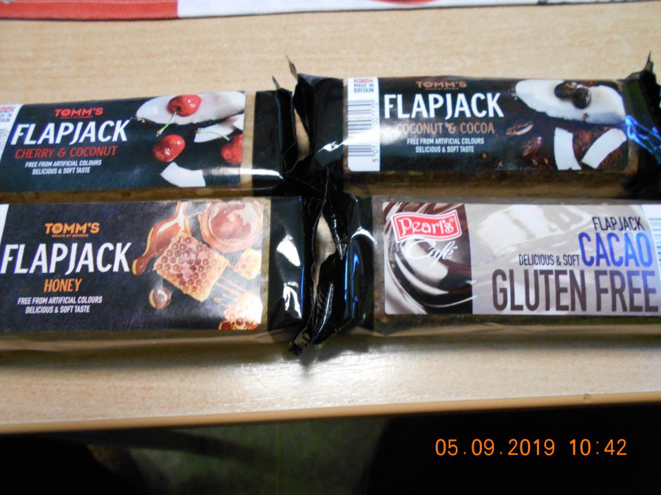 Zistené uvádzanie do obehu štyroch druhov potravinárskych výrobkov s chýbajúcim percentuálnym zastúpením zložky, uvedenej v názve výrobku- ovsené vločky.