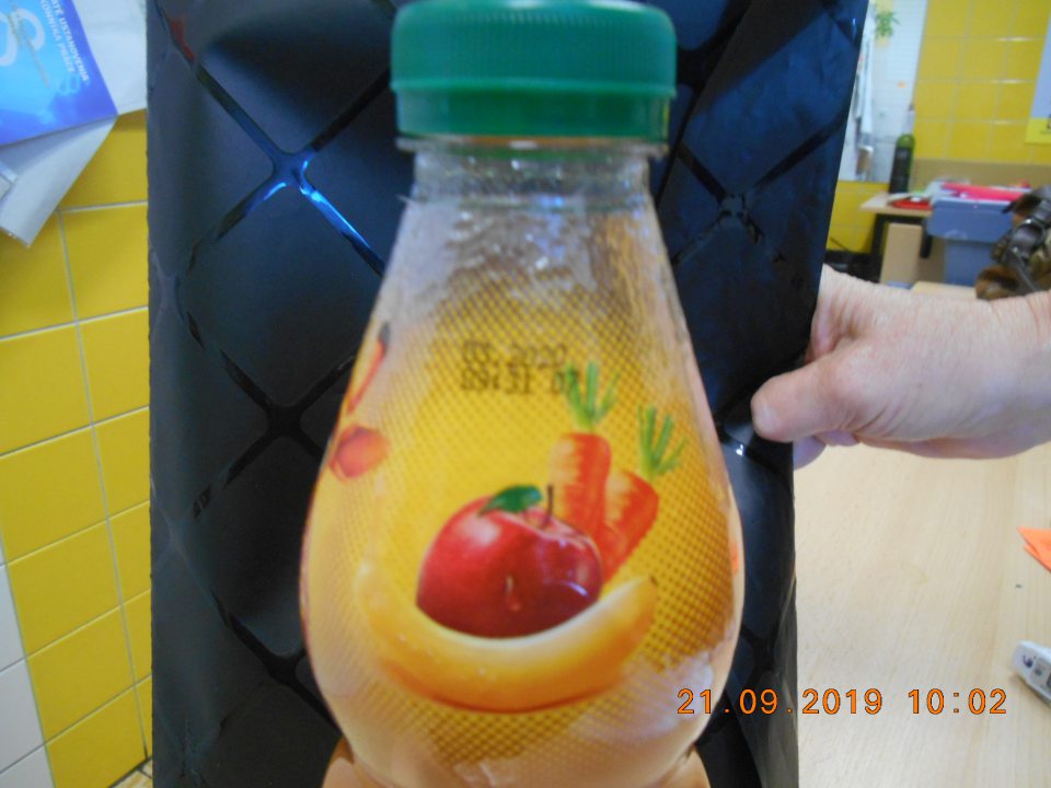 Predaj nesprávne označenej potraviny: "Solevita, nápoj z ovocnej drene z banánov, mrkvy a jabĺk s vitamínmi A a C"- nesprávny spôsob vyjadrenia dátumu minimálnej trvanlivosti. Na výrobku uvedené: "Minimálna trvanlivosť do: 03.2020", správne má byť: "Minimálna trvanlivosť do konca: 03.2020".