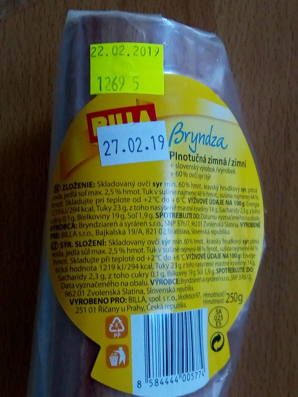 nevyhovujúci výsledok laboratórneho vyšetrenia - senzorické aj mikrobiologicé