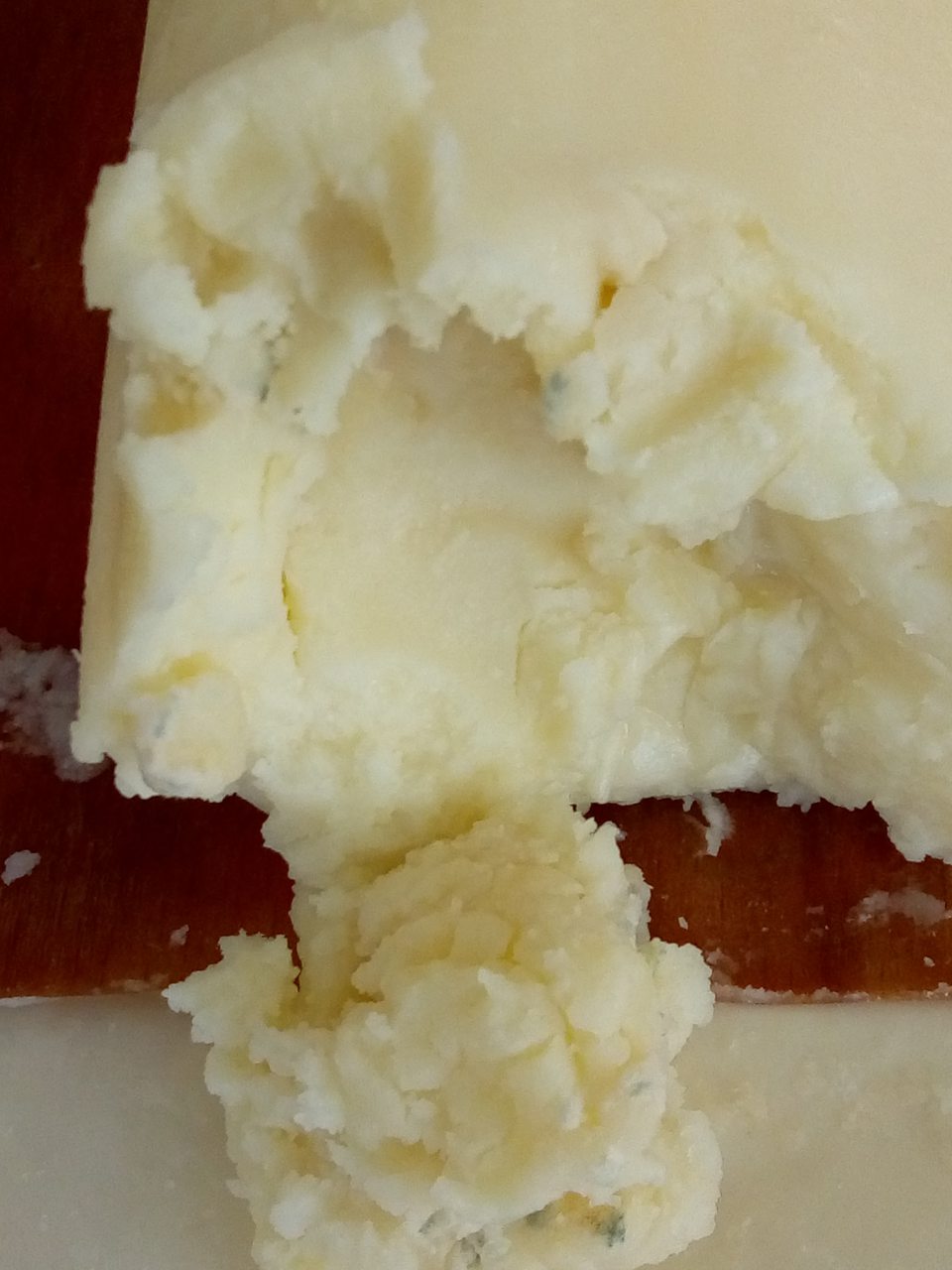 nevyhovujúci výsledok laboratórneho vyšetrenia - senzorické aj mikrobiologicé