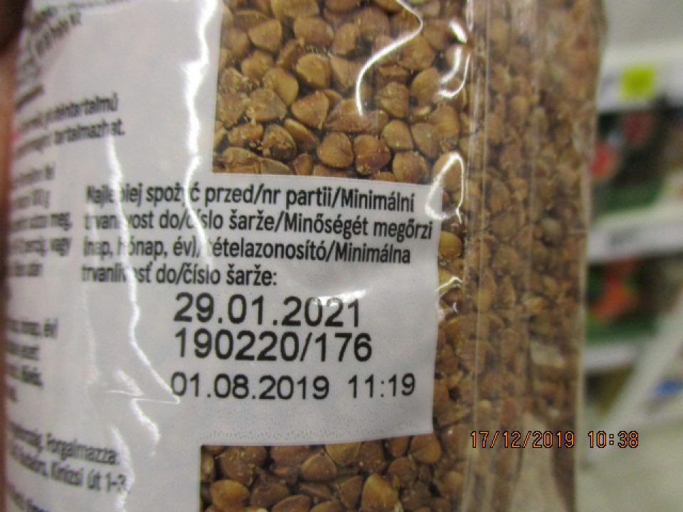 TESCO Pohánka pražená 0,5kg, distribútor: TESCO STORES SR,a.s., Cesta na Senec 2,Bratislava - prekročený obsah rezíduí pesticídov (glyfosátu).