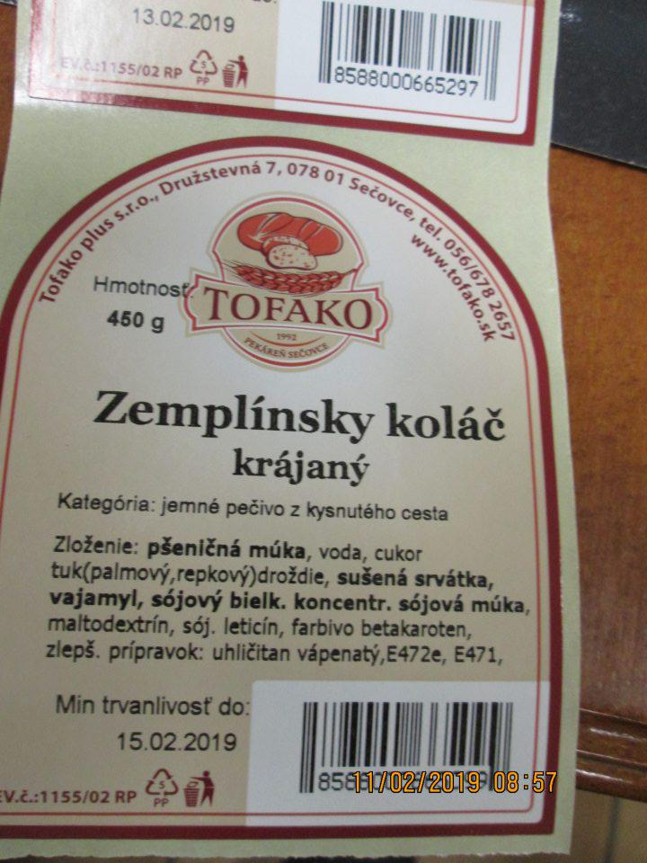 Zemplínsky koláč krájaný 450 g - nedostatky v označení: zložka sójový lecitín nie je zvýraznená, jasne odlíšená od zvyšnej časti zoznamu zložiek.