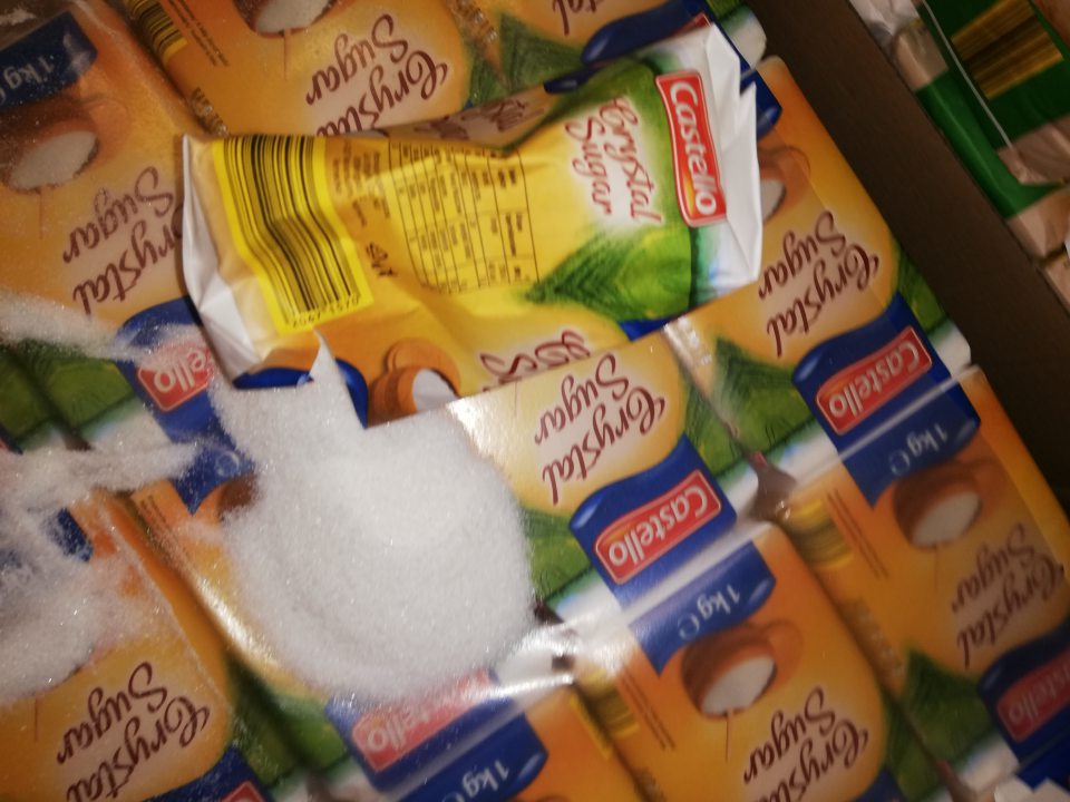 Predaj troch druhov tovaru s poškodeným obalom.