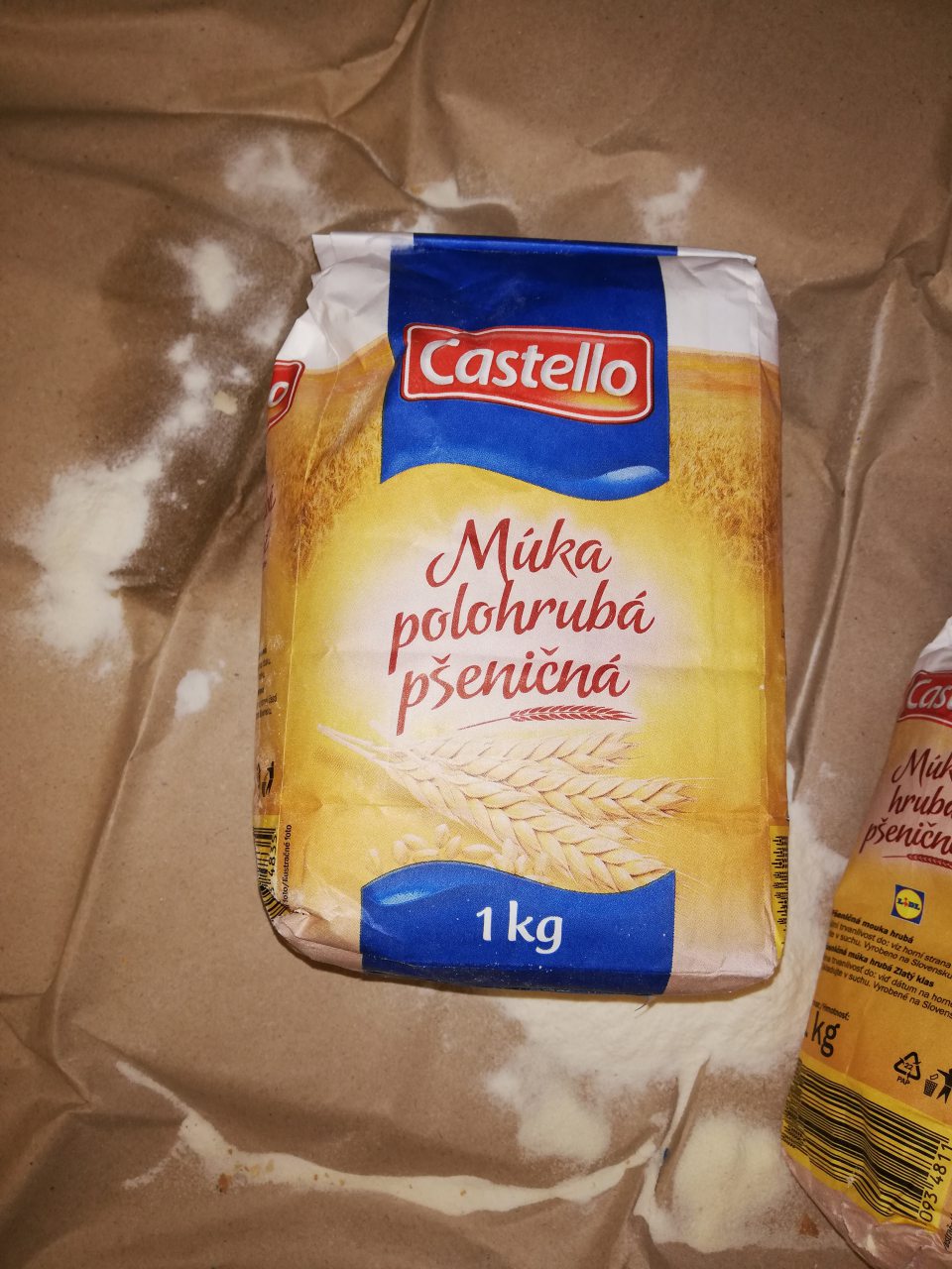 Predaj troch druhov tovaru s poškodeným obalom.