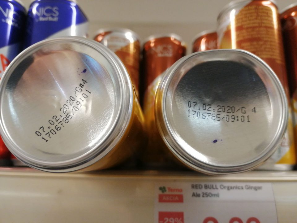 Výrobky ponúkané na predaj po uplynutí dátumu minimálnej trvanlivosti.