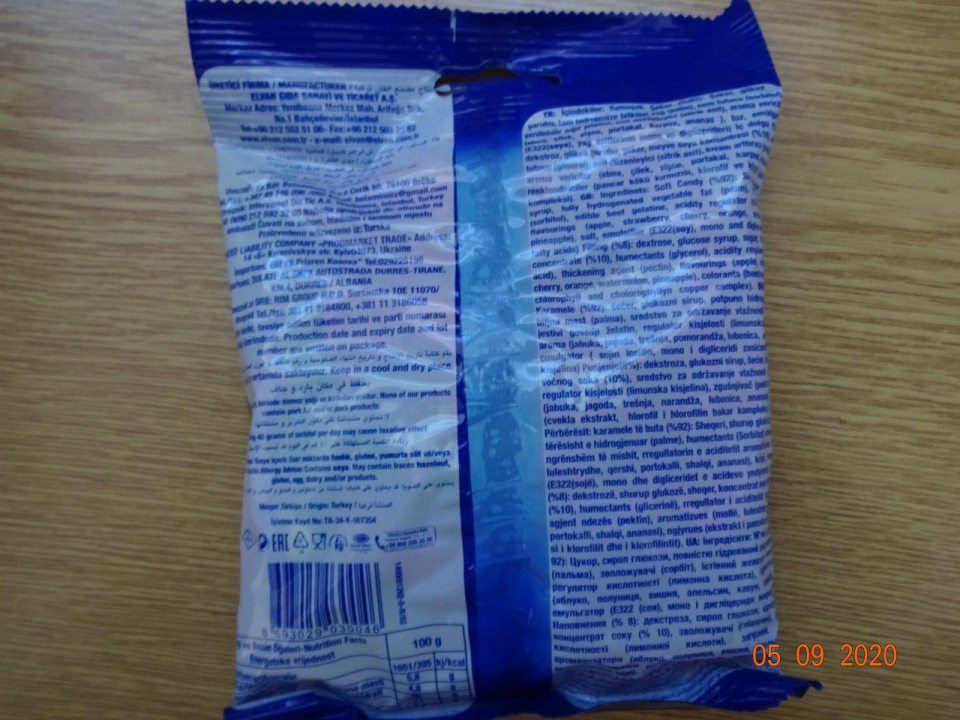Cukrovinka TOFFIX center filled fruitz chew 90 g neoznačený v kodifikovanej podobe štátneho jazyka.