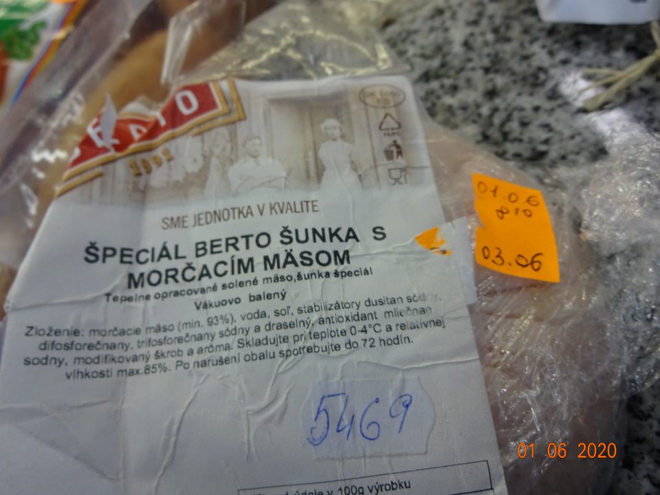 Prelepovanie dátumu otvorenia výrobku.
