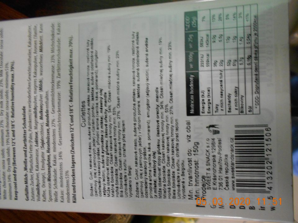 V označení neuevedený názov výrobku v štátnom jazyku.
