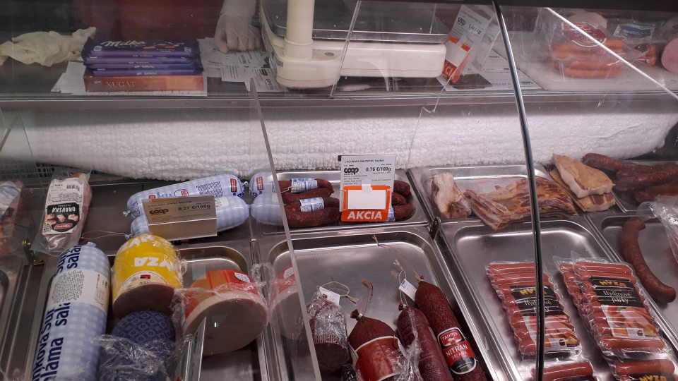 nadmerná námraza v chladiacej vitríne