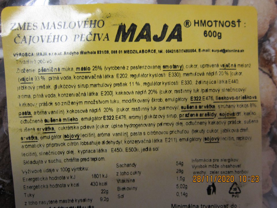 Nedostatok v označení výrobku: „ZMES MASLOVÉHO ČAJOVÉHO PEČIVA MAJA, trvanlivé pečivo“,  600 g - na etikete výrobku v zložení je zvýraznená zložka E322 bez presného odkazu na názov látky alebo výrobku spôsobujúceho alergiu alebo neznášanlivosť.