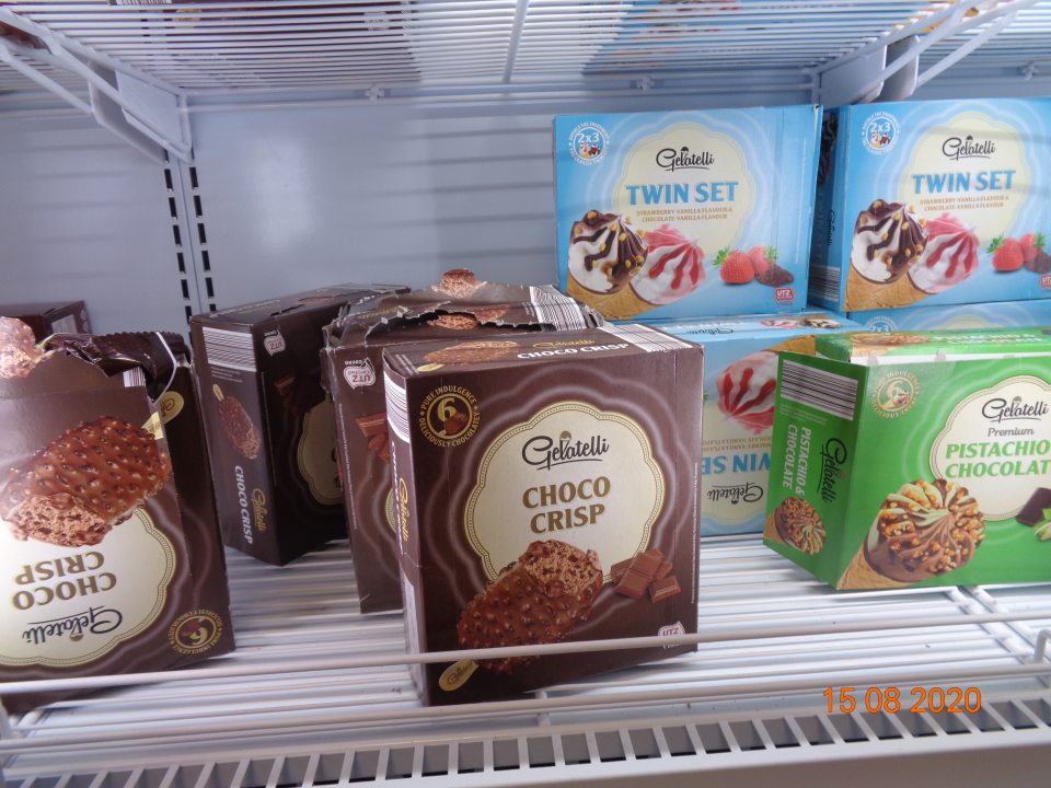 GELATELLI CHOCO CRISP, mrazený krém s rastlinným tukom – poškodený originálny obal.