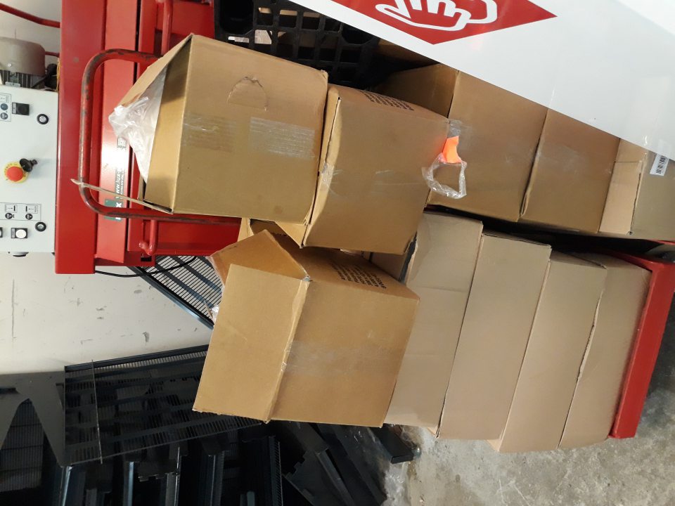 Nevhodné skladovanie obalového materiálu na príjmovej rampe