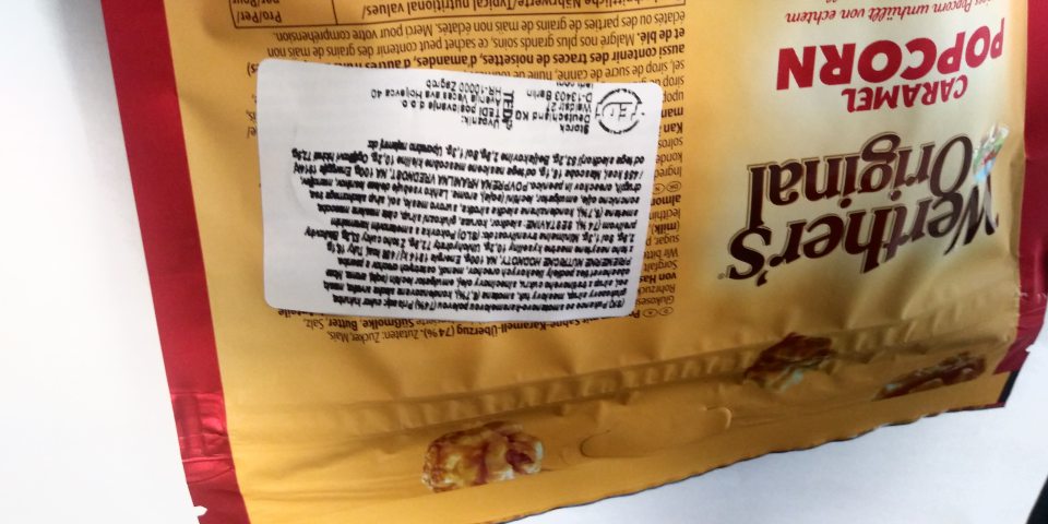 výrobok v kodifikovanej podobe štátneho jazyka označený nezrozumiteľne, nejasne, nečitateľne