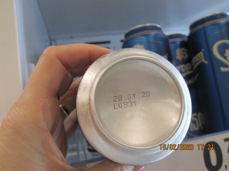 1.Staroprameň nealko Pivo nealkoholické svetlé. Pasterizované e 0,5l, 16ks po DS/DMT